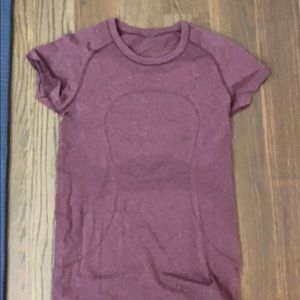 Lululemon workout tee